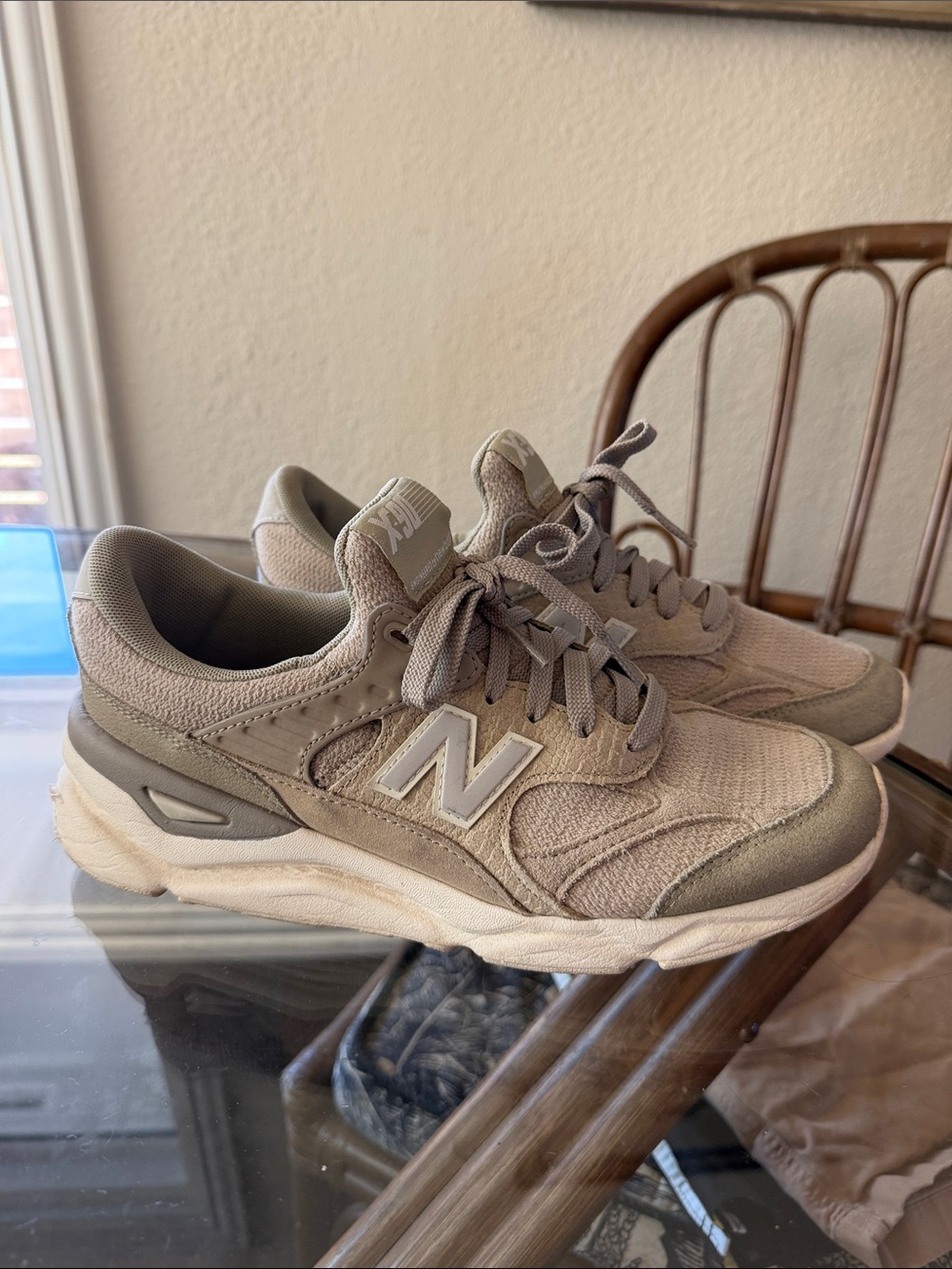 Women’s NB X-90